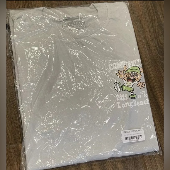 COPY - Complexcon Long Beach 2022 verdy tee light grey - Picture 3 of 3